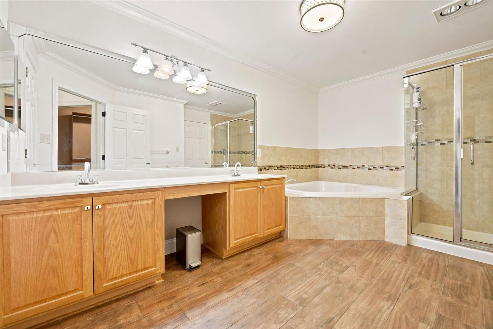 West Chester House: 65 Old Barn Dr