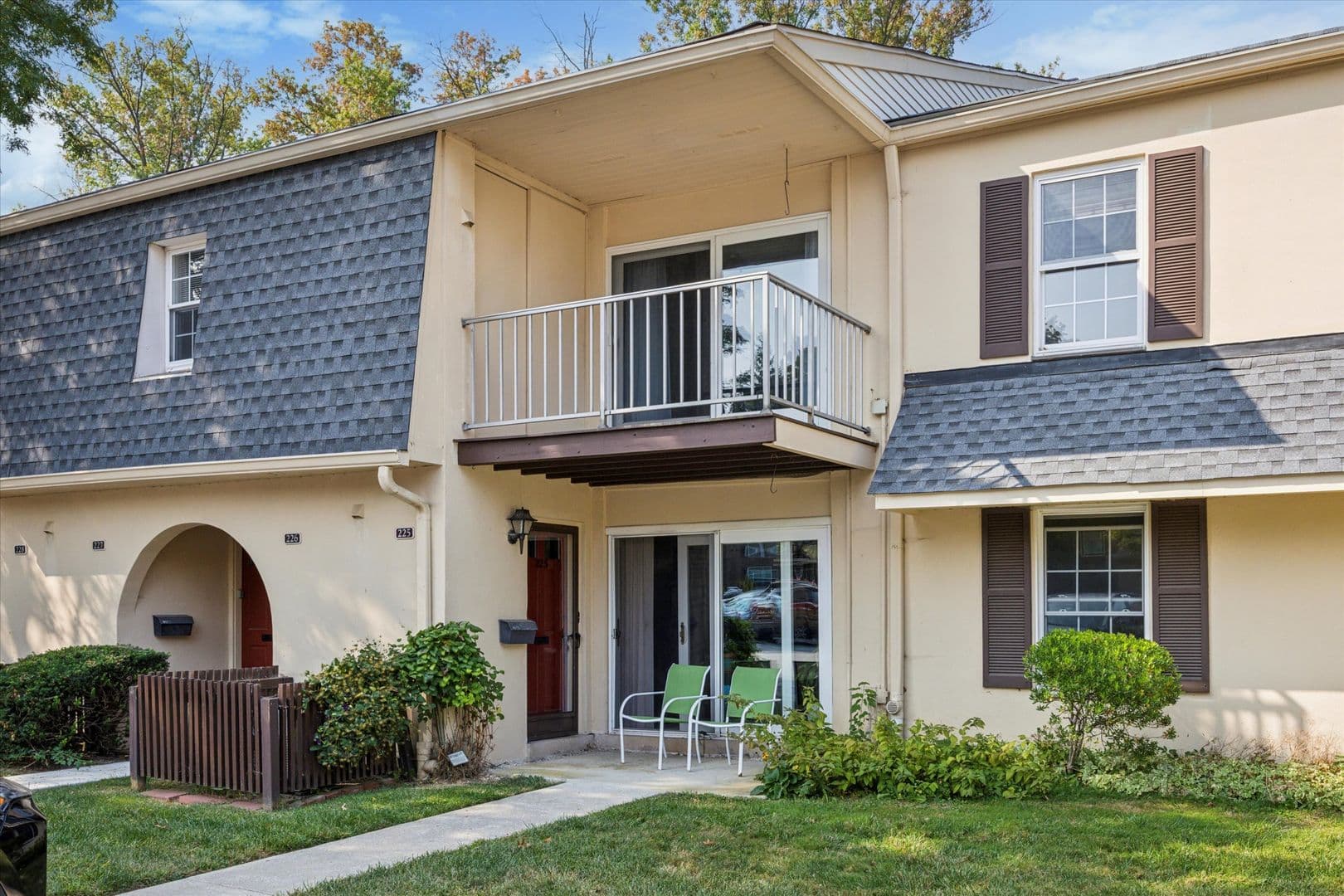Devon Condo: 226 Old Forge Crossing