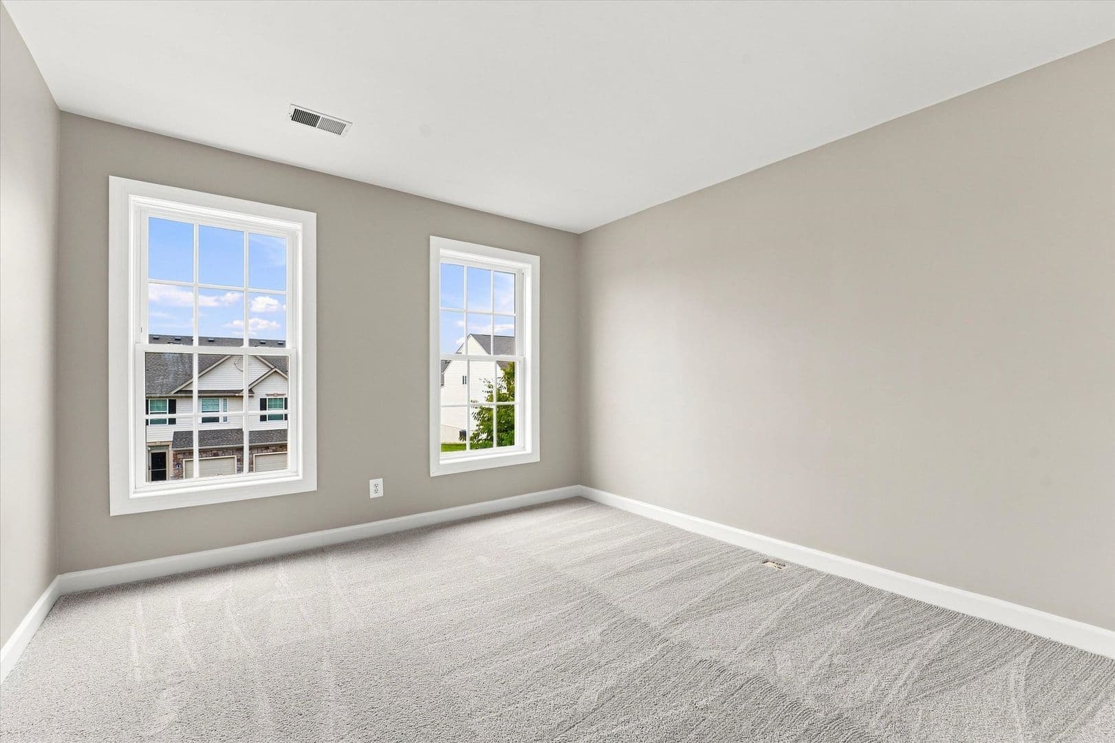 Pottstown House: 97 N Savanna Dr