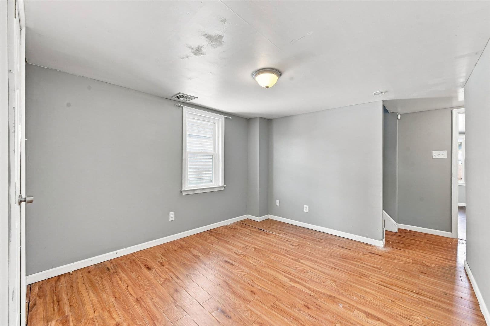 Parkesburg Apartment: 344-346 W. 1st Ave