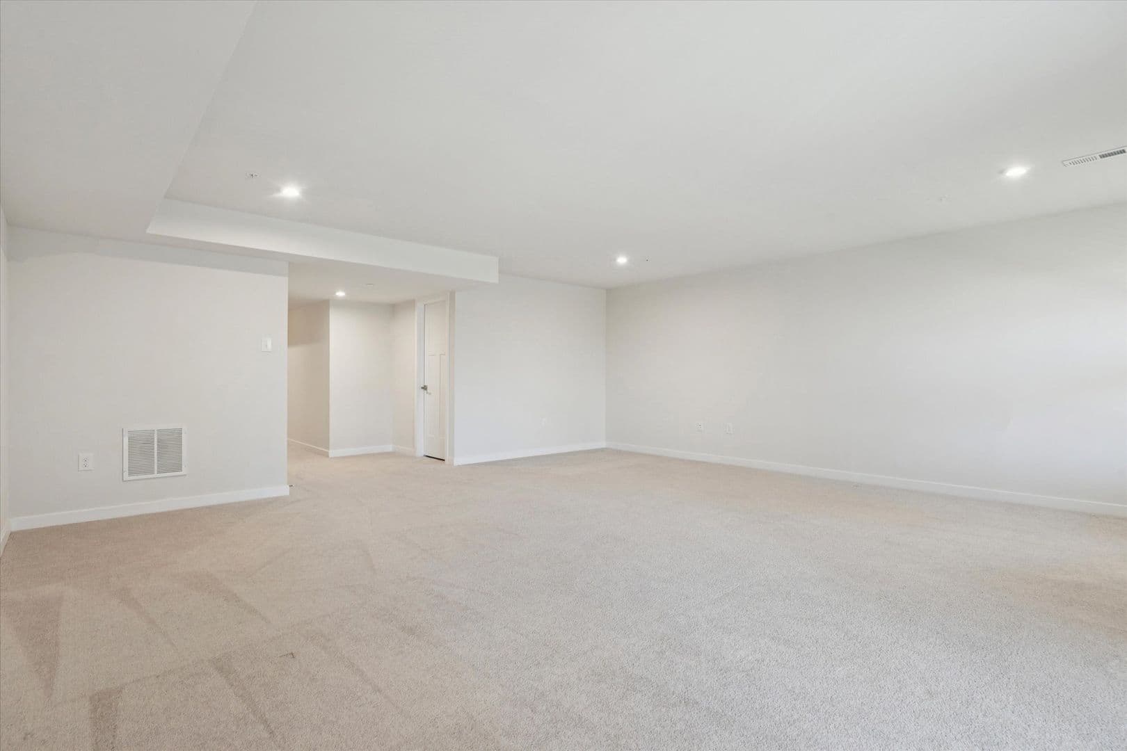 Downingtown Townhome: 270 Chase Dr
