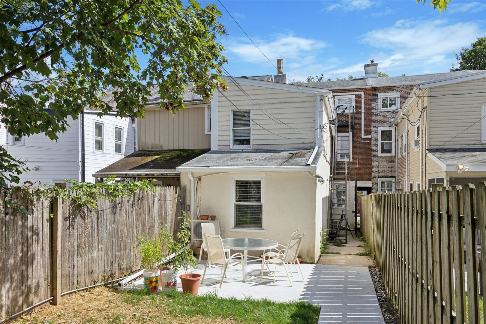 West Chester Apartment: 117 E Miner St