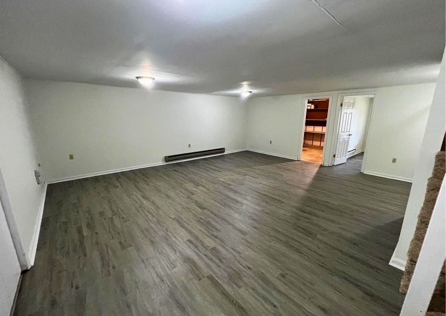 Exton Townhome: 102 Caernarvon Ct.
