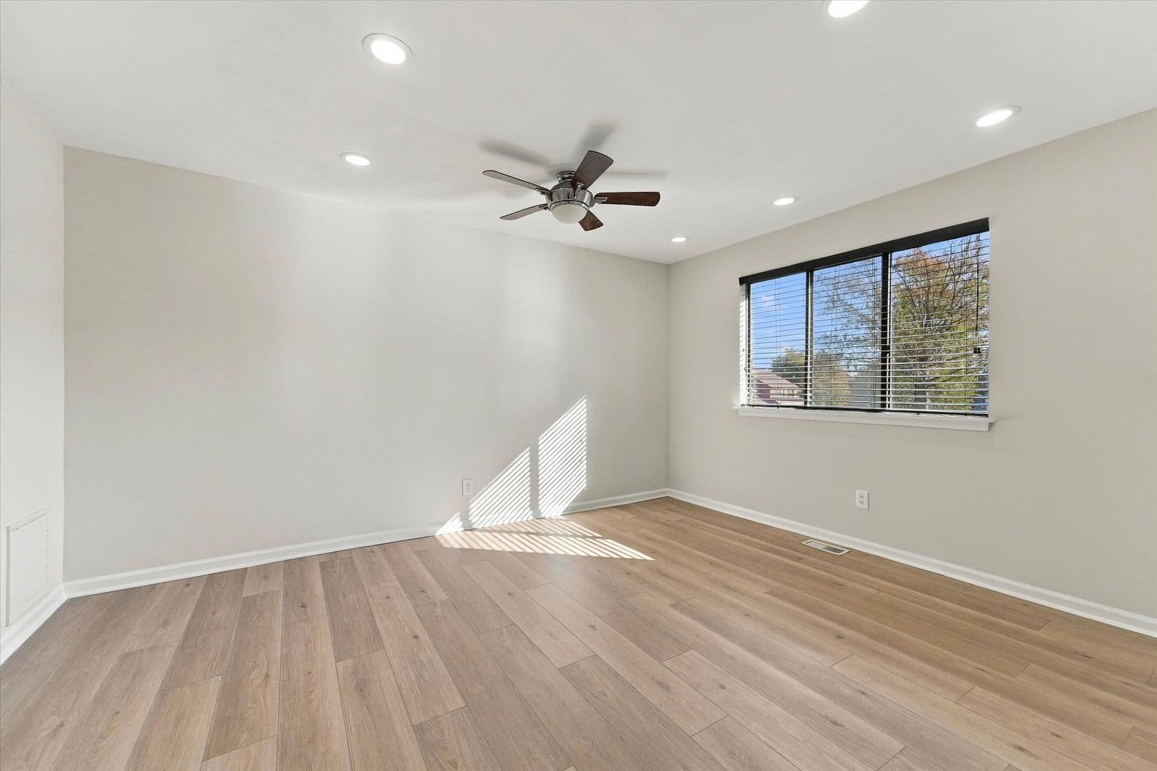 King of Prussia Townhome: 300 Winding Way