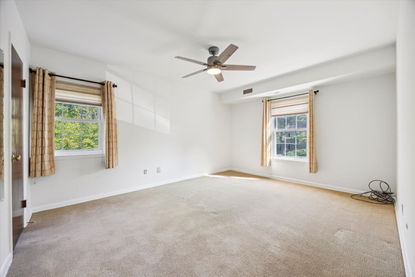 Devon Condo: 226 Old Forge Crossing