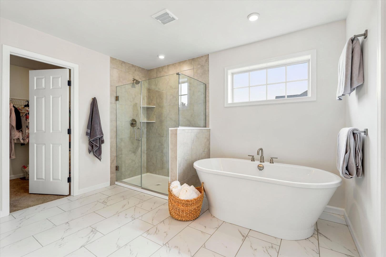 West Grove House: 103 Janine Way