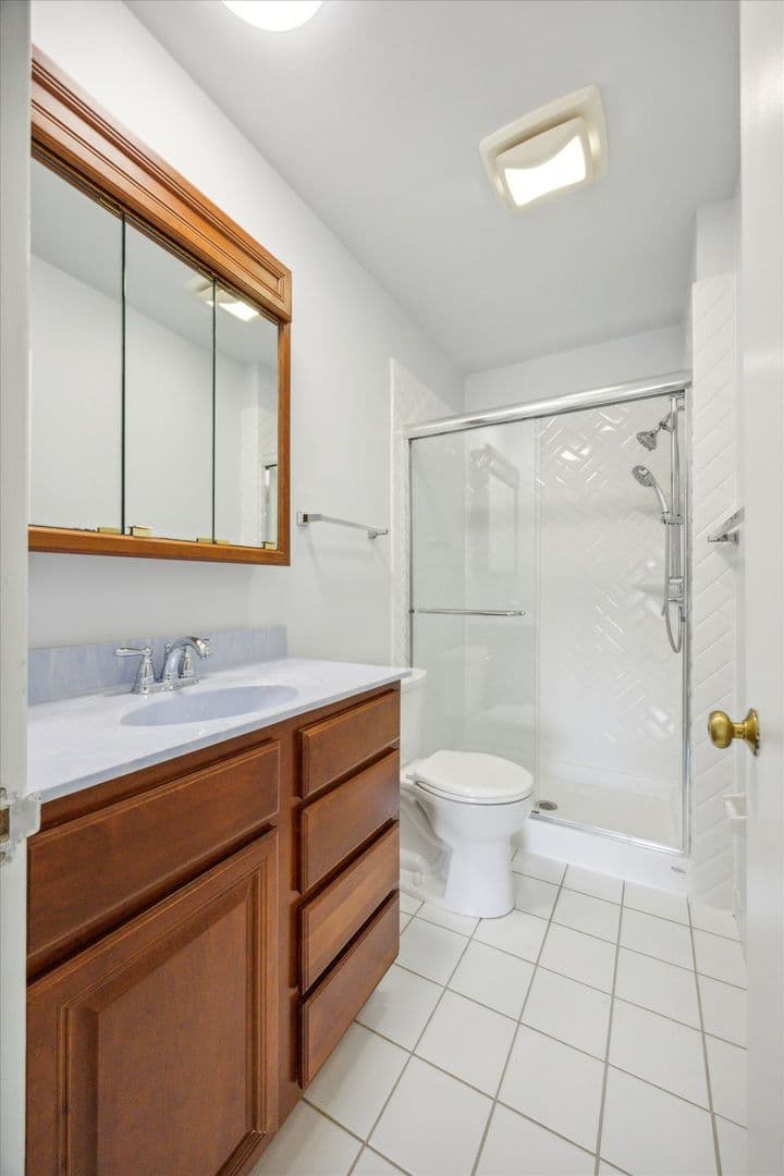 Devon Condo: 226 Old Forge Crossing
