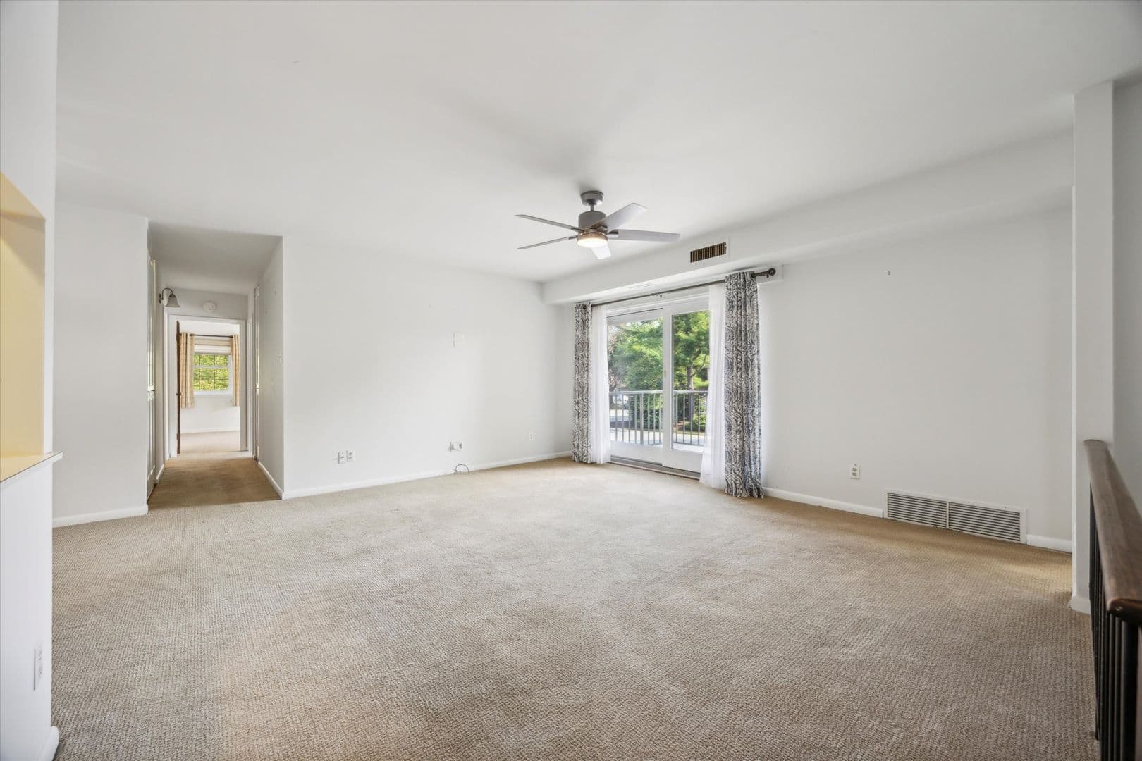 Devon Condo: 226 Old Forge Crossing