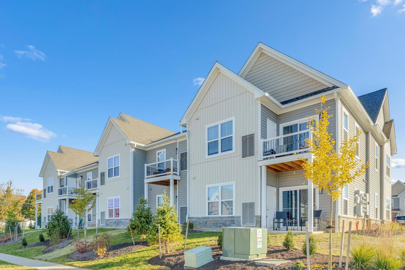 Parkesburg Apartment: 100 Wildflower Lane