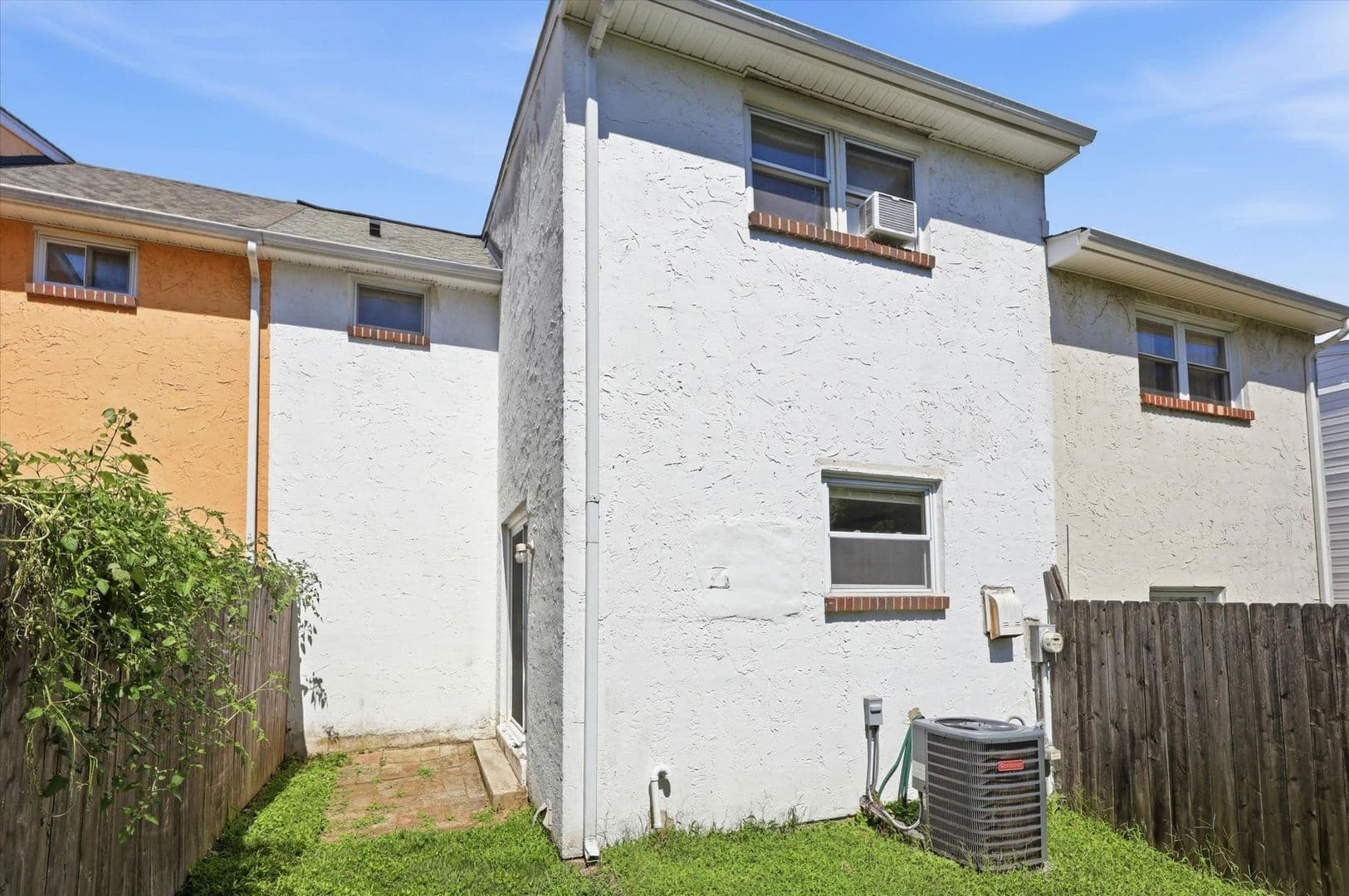 West Chester Townhome: 438 W. Chestnut Street
