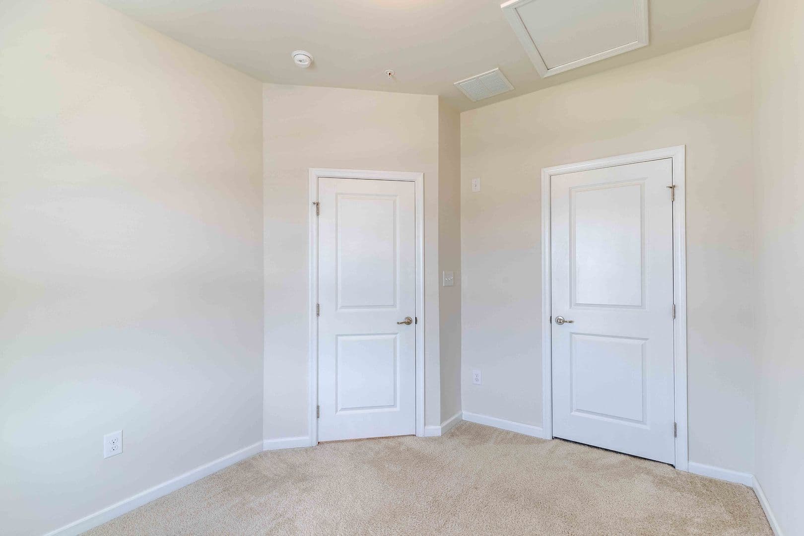 Malvern Townhome: 409 Patriots Path