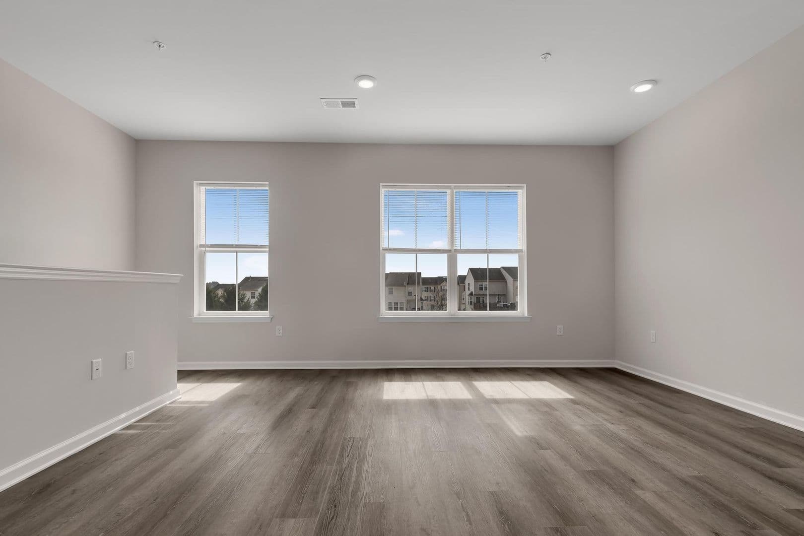 Parkesburg Apartment: 100 Wildflower Lane