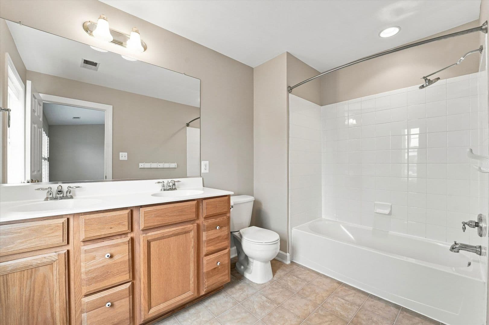 Pottstown House: 97 N Savanna Dr