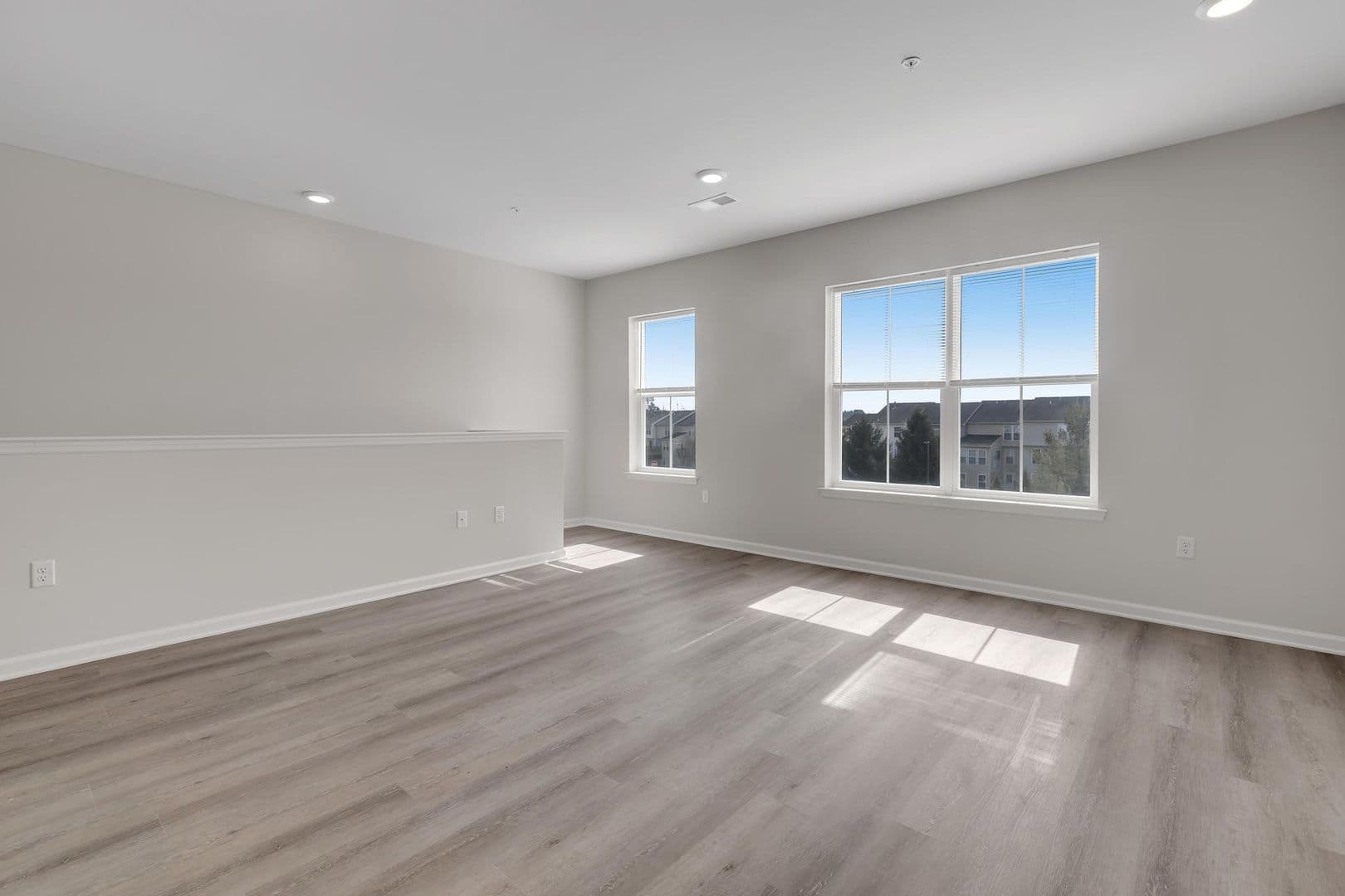 Parkesburg Apartment: 100 Wildflower Lane