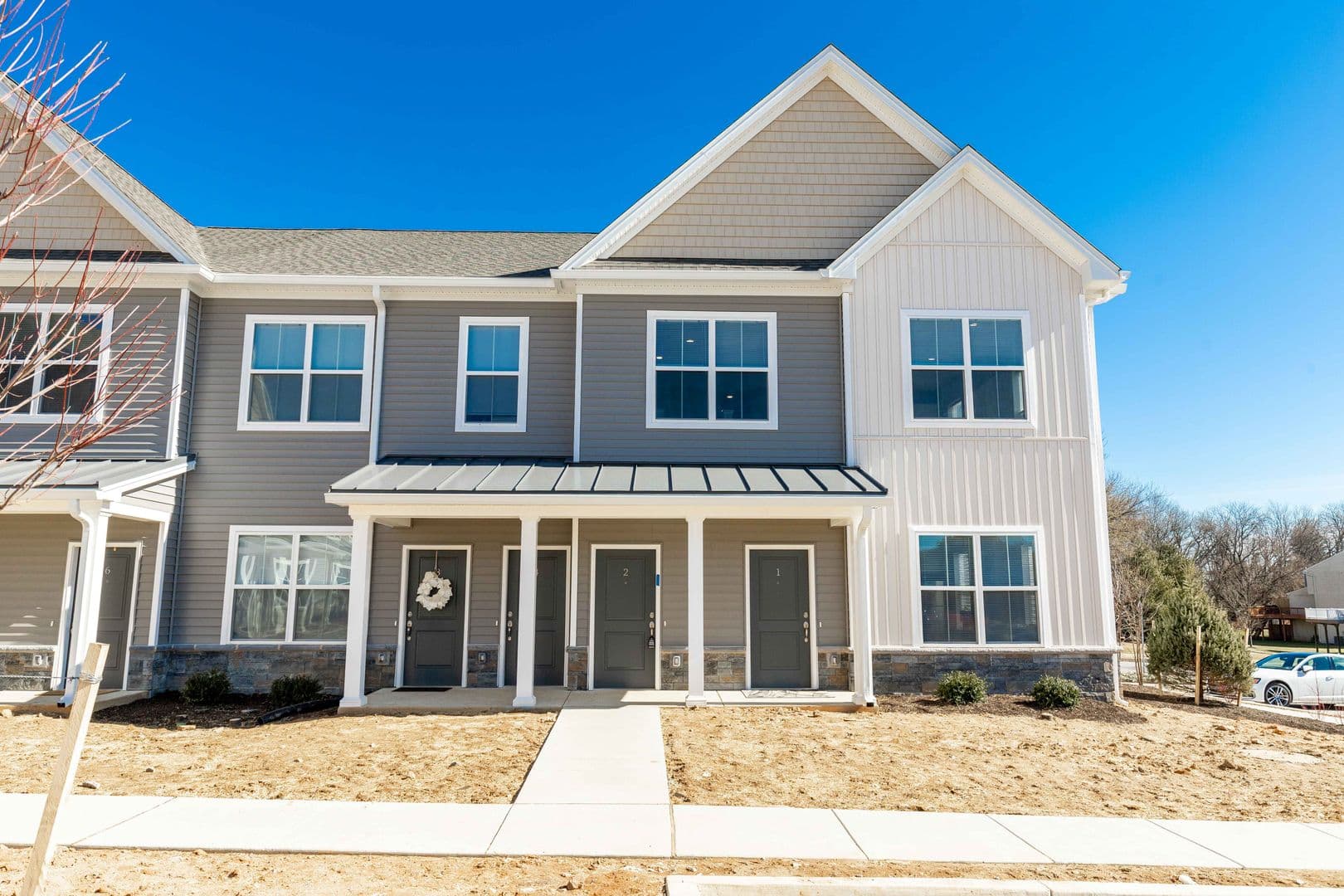 Parkesburg Apartment: 100 Wildflower Lane
