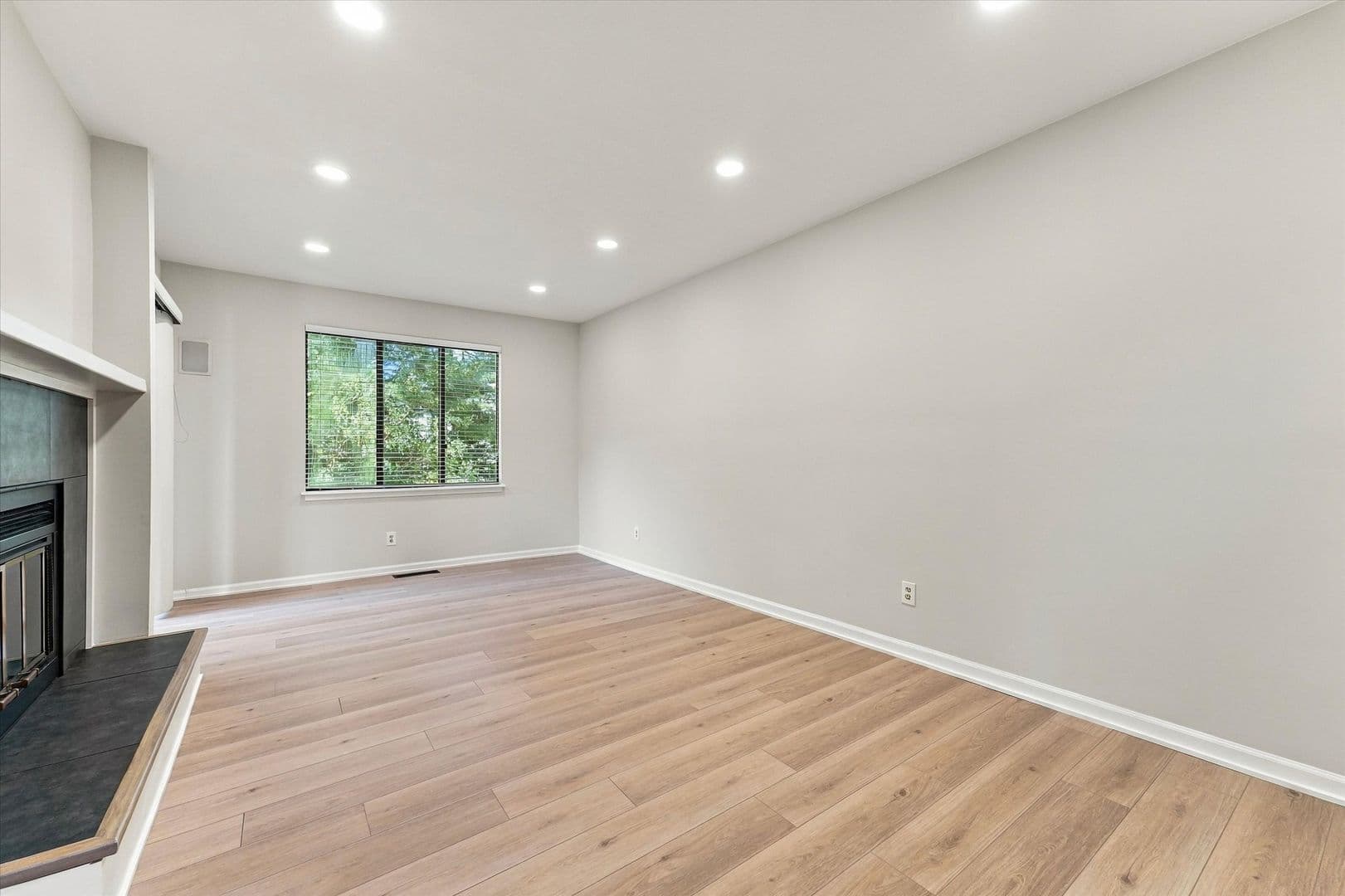 King of Prussia Townhome: 300 Winding Way