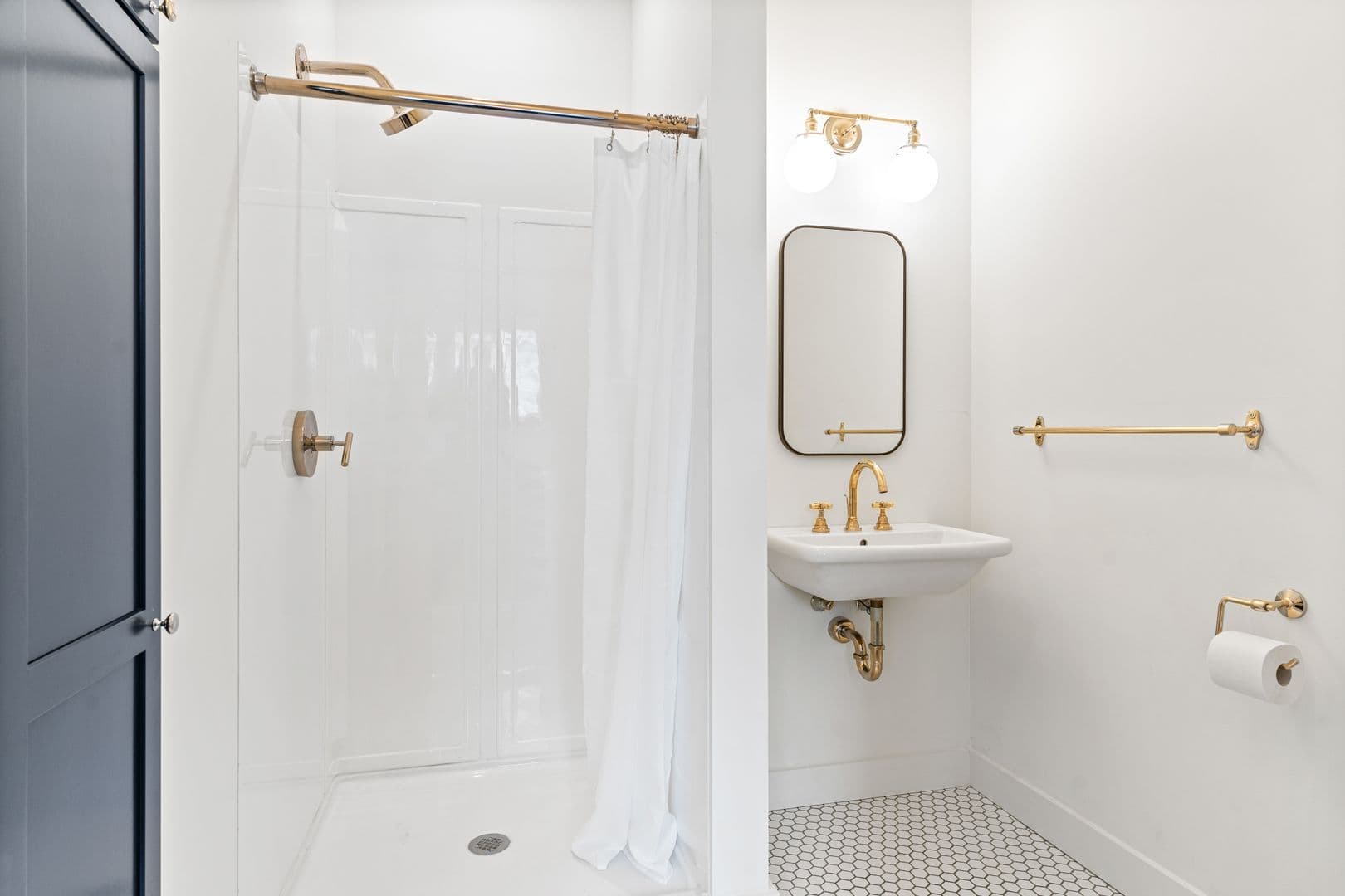 Rumford Apartment: 986 Prospect Ave