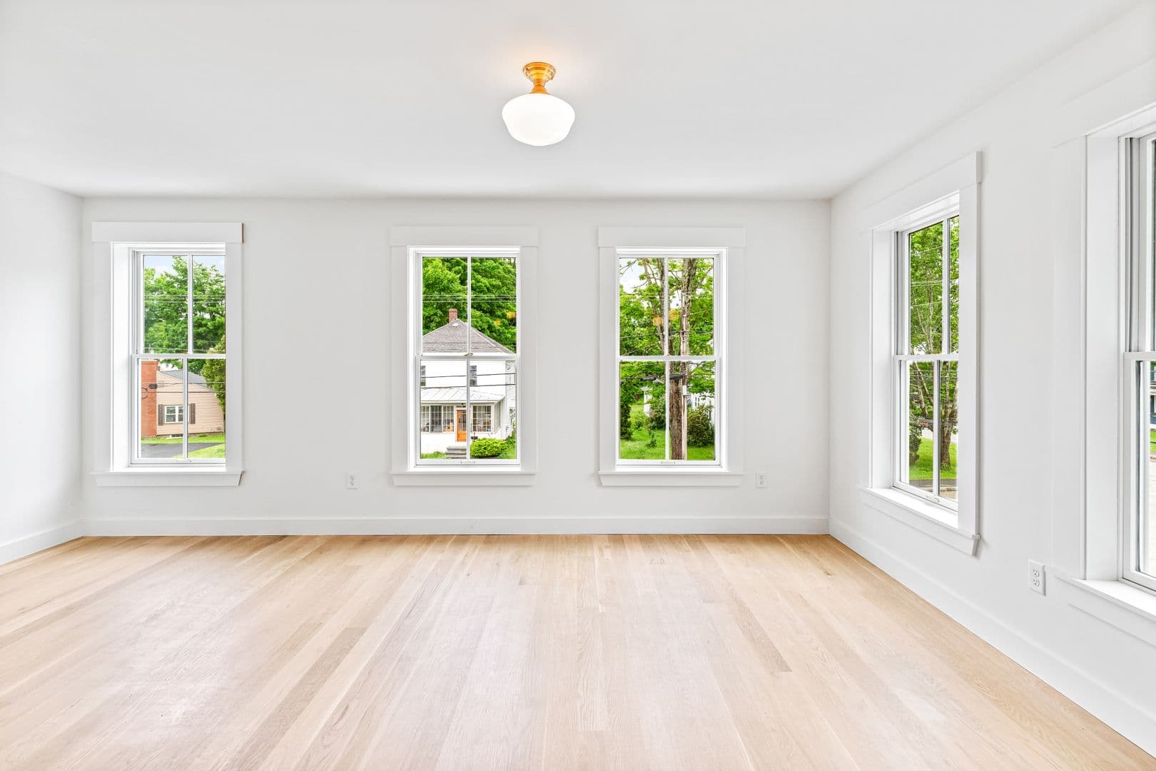 Rumford Apartment: 986 Prospect Ave