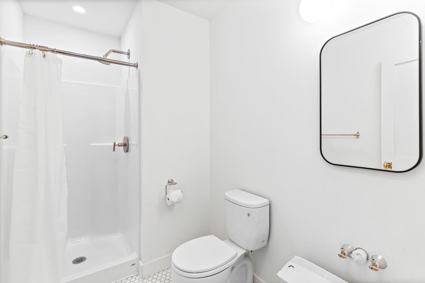 Madison Apartment: 55 Weston Ave