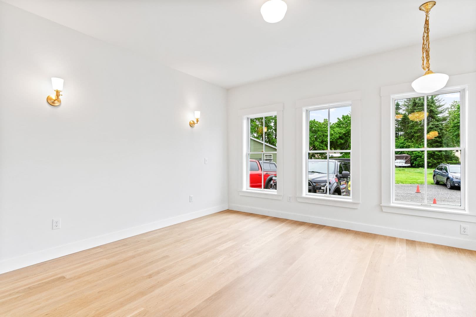 Madison Apartment: 55 Weston Ave