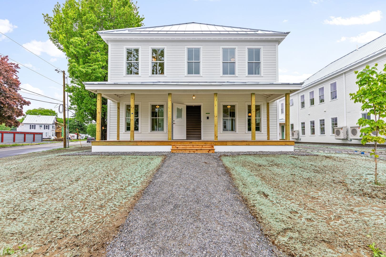 Rumford Apartment: 986 Prospect Ave