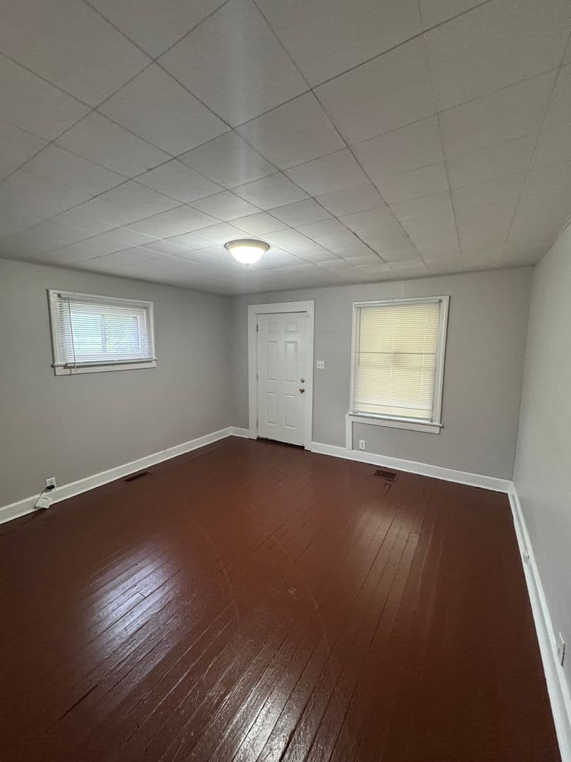 Indianapolis Apartment: 910-12 Ewing