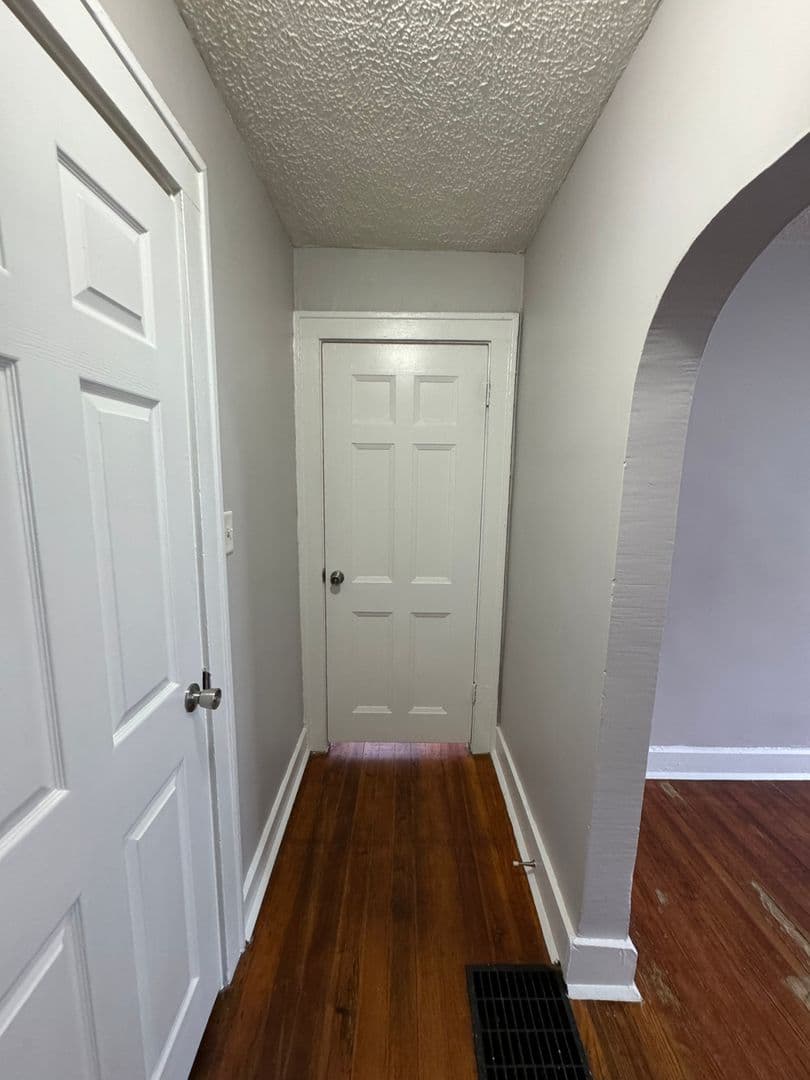 Indianapolis House: 1715 E Tabor St