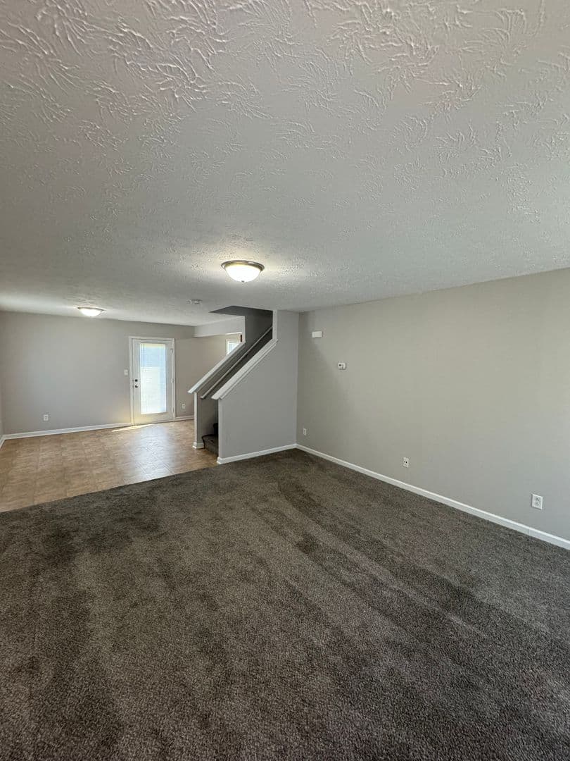 Columbus House: 3359 Cessna Drive