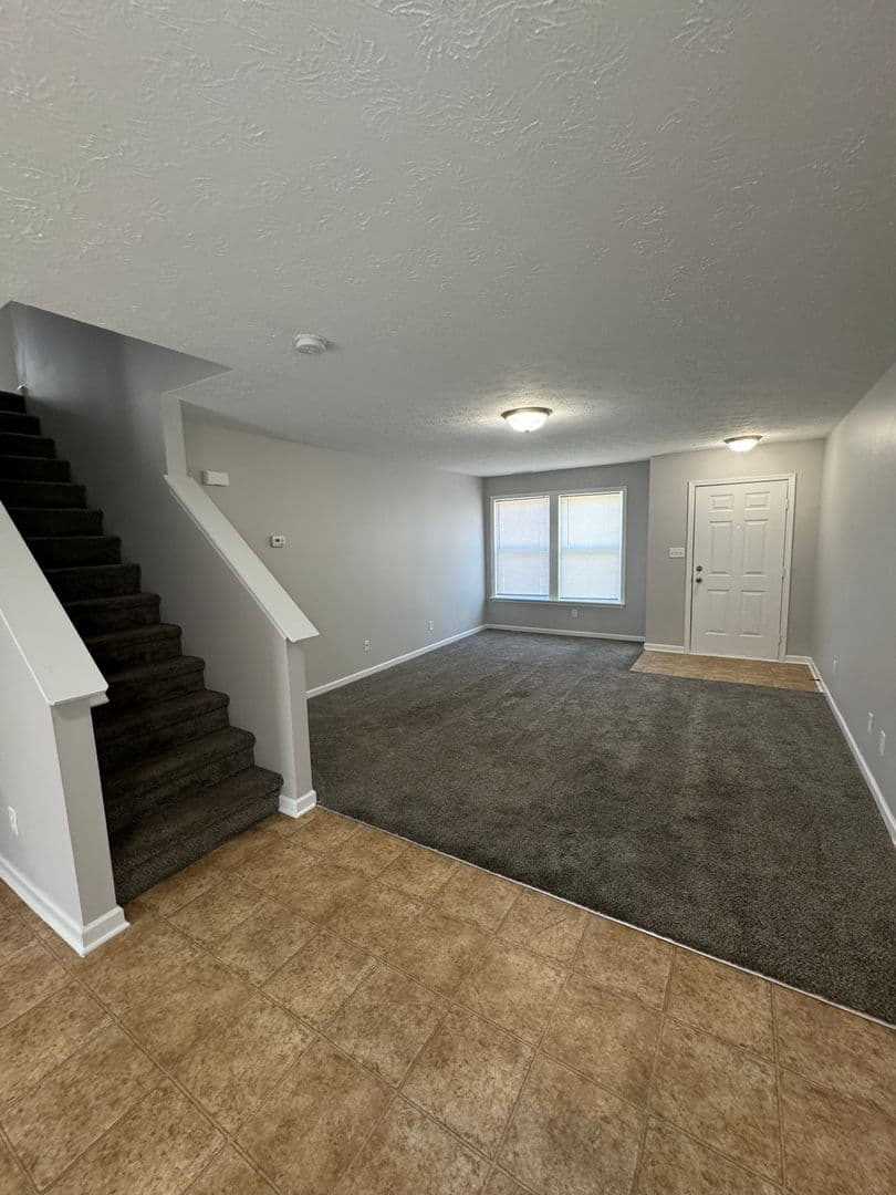 Columbus House: 3359 Cessna Drive