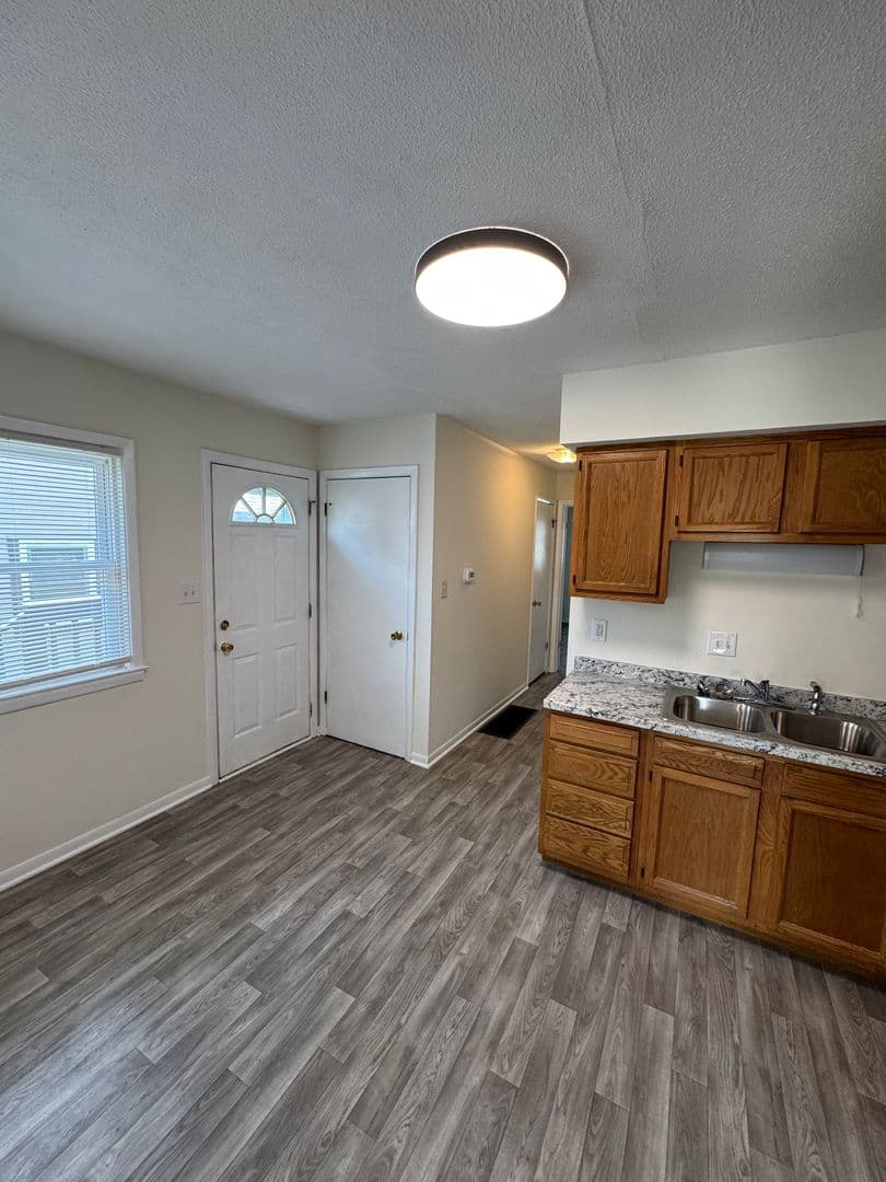 Beech Grove Apartment: 230-232 5th