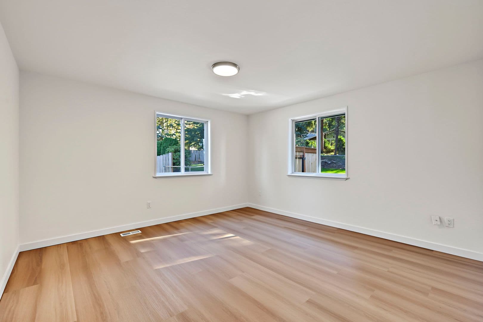 Lake Tapps House: 5314 193rd Ave. East