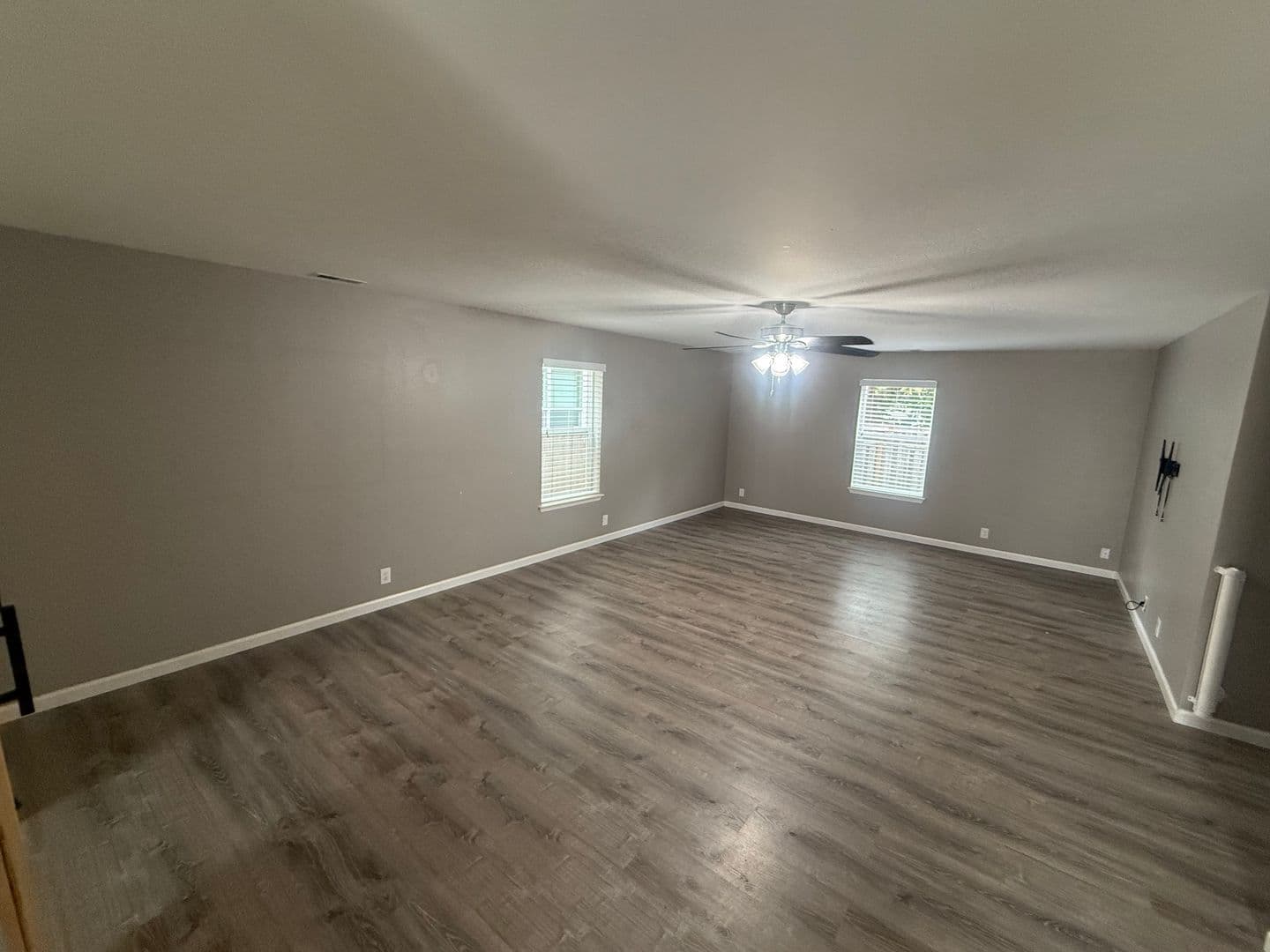 Graham House: 19506 104th Ave E