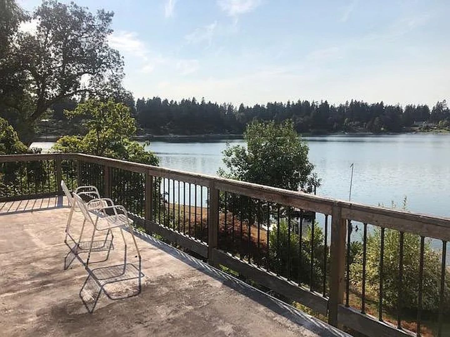 Lakewood House: 12224 Nyanza Road