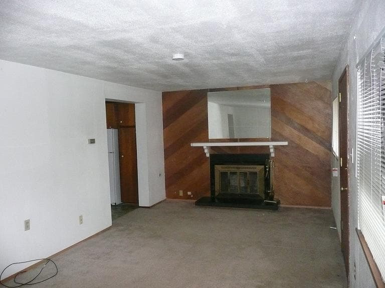 Tacoma House: 8201 So. Ainsworth
