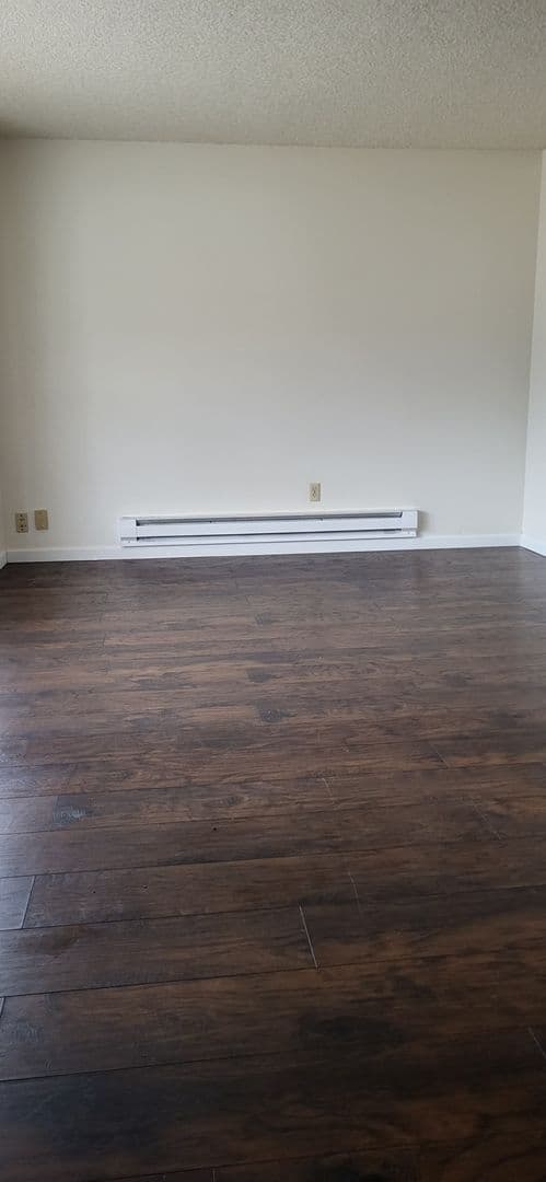 Tacoma Apartment: 1738 S. 82nd St.