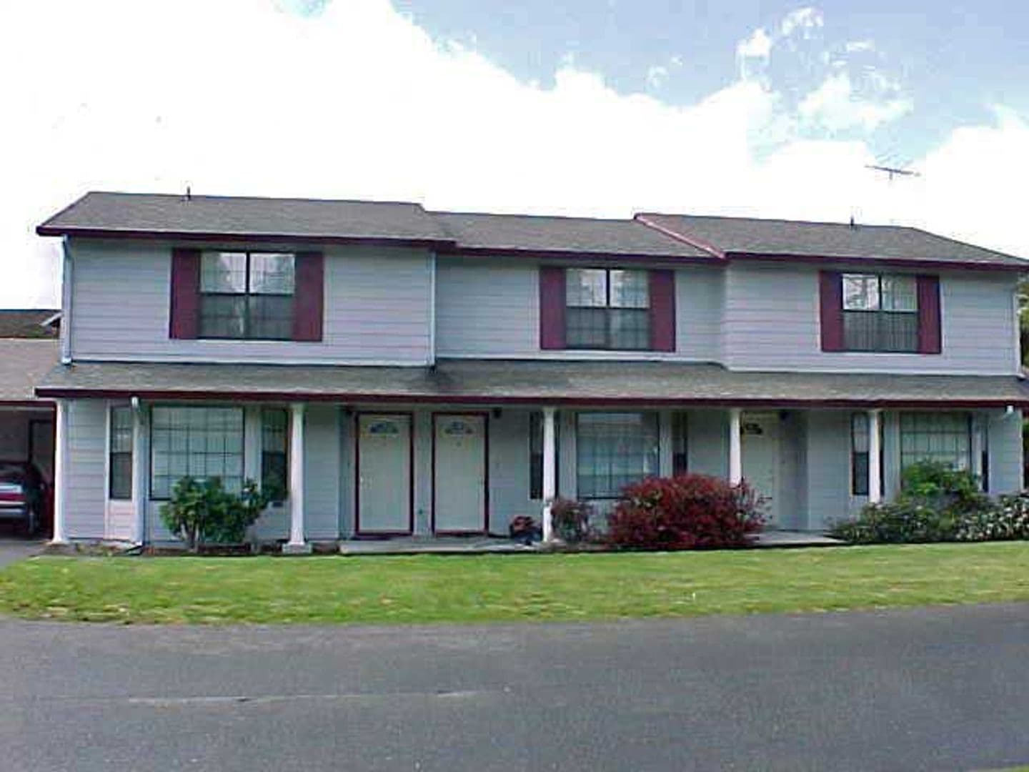Tacoma Apartment: 1738 S. 82nd St.
