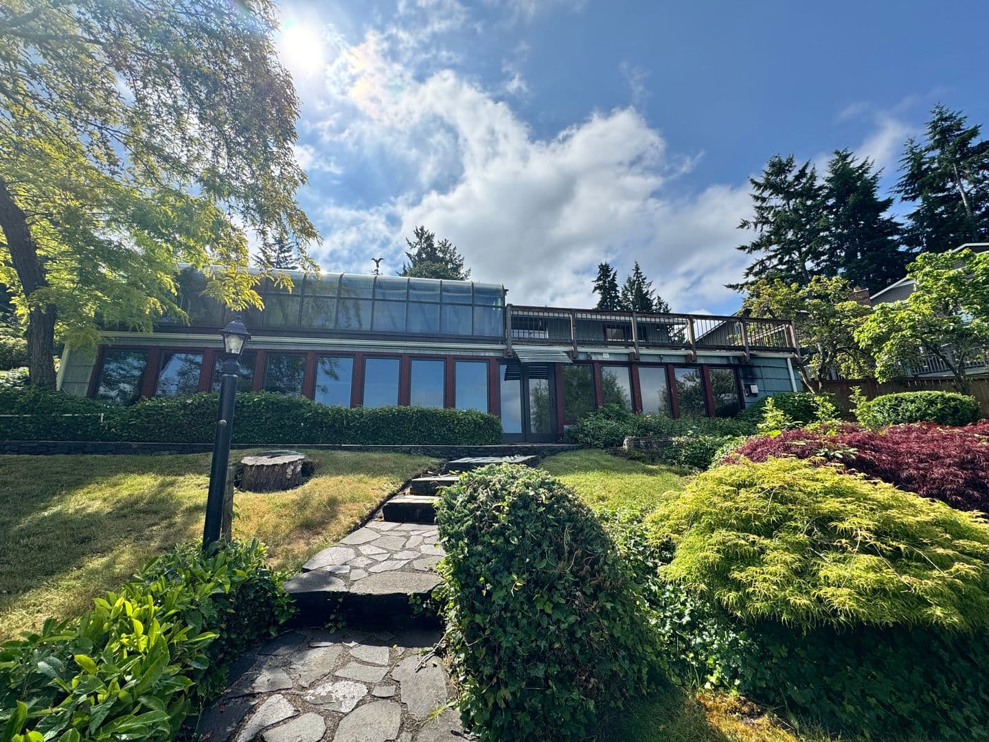 Lakewood House: 12224 Nyanza Road