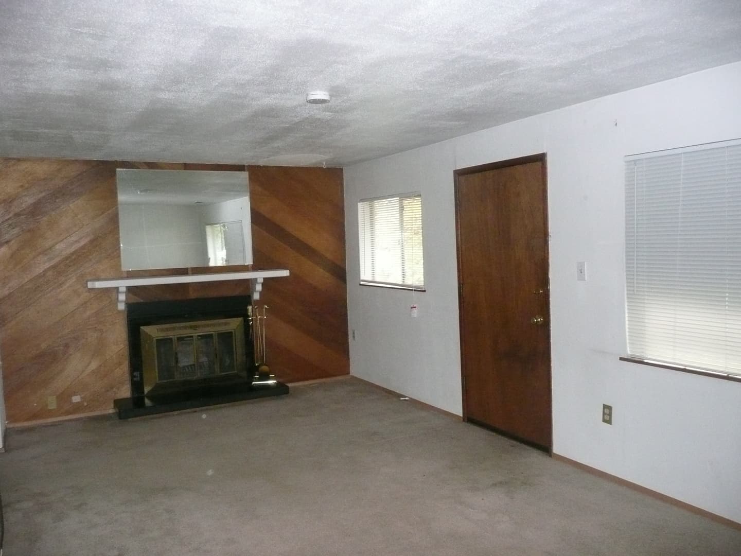 Tacoma House: 8201 So. Ainsworth