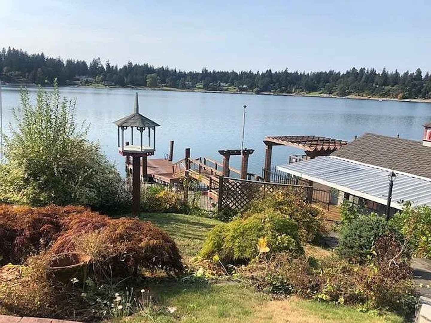 Lakewood House: 12224 Nyanza Road