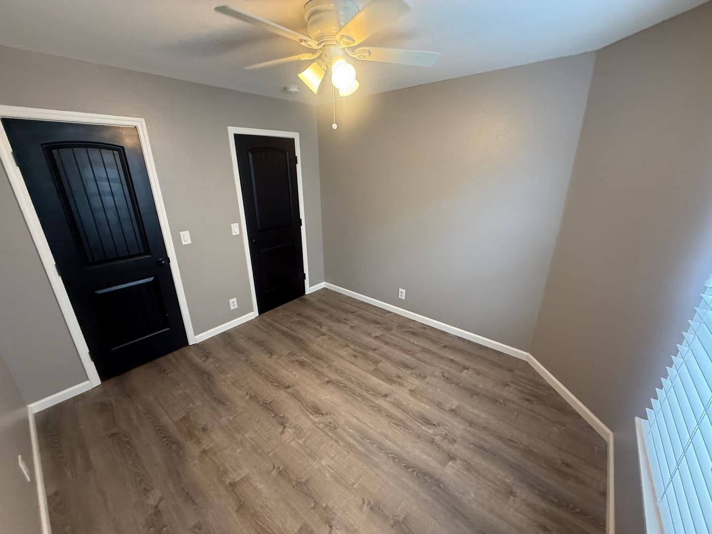 Graham House: 19506 104th Ave E