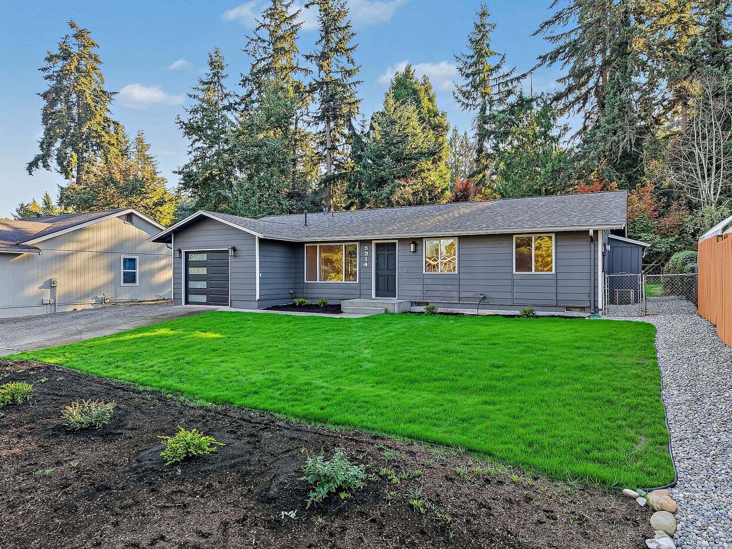 Lake Tapps House: 5314 193rd Ave. East