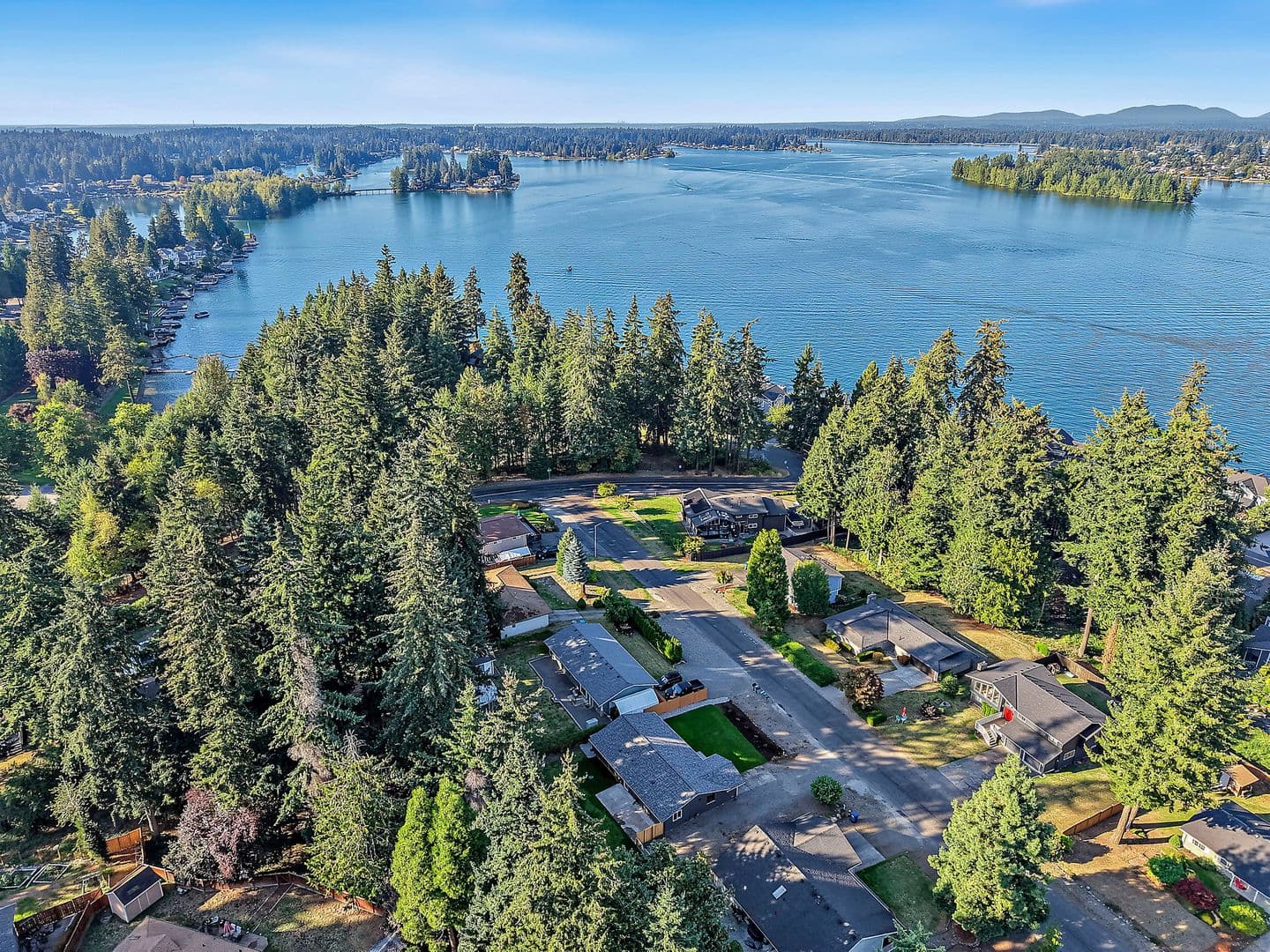 Lake Tapps House: 5314 193rd Ave. East