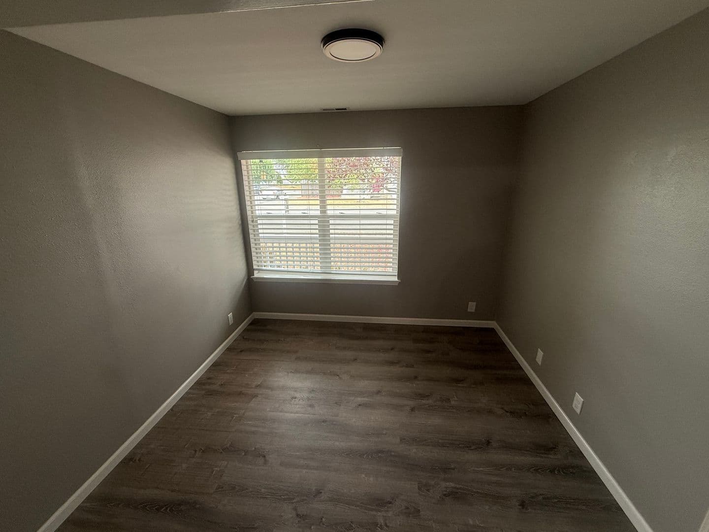 Graham House: 19506 104th Ave E