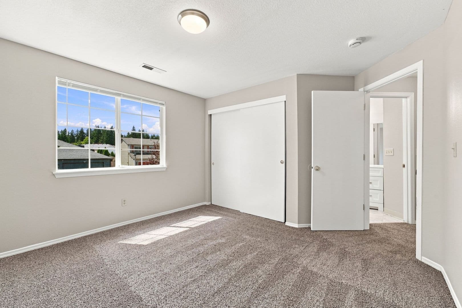 Vancouver House: 15600 NE Noble Street