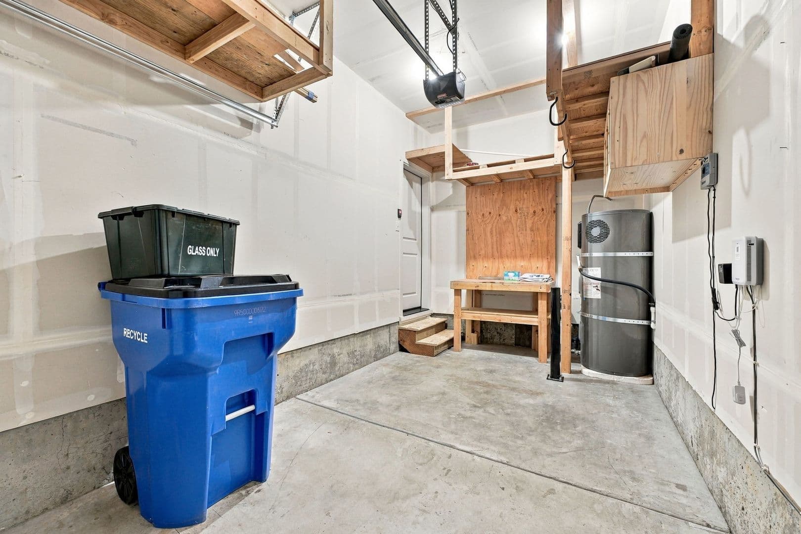 Ridgefield House: 2212 S Chukar Drive