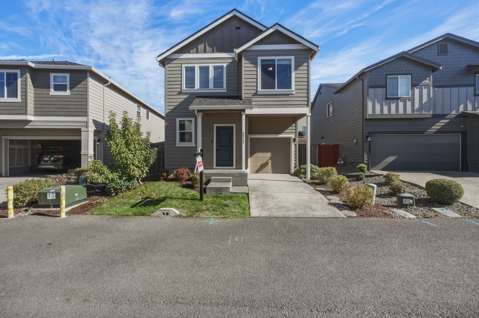 Ridgefield House: 2212 S Chukar Drive
