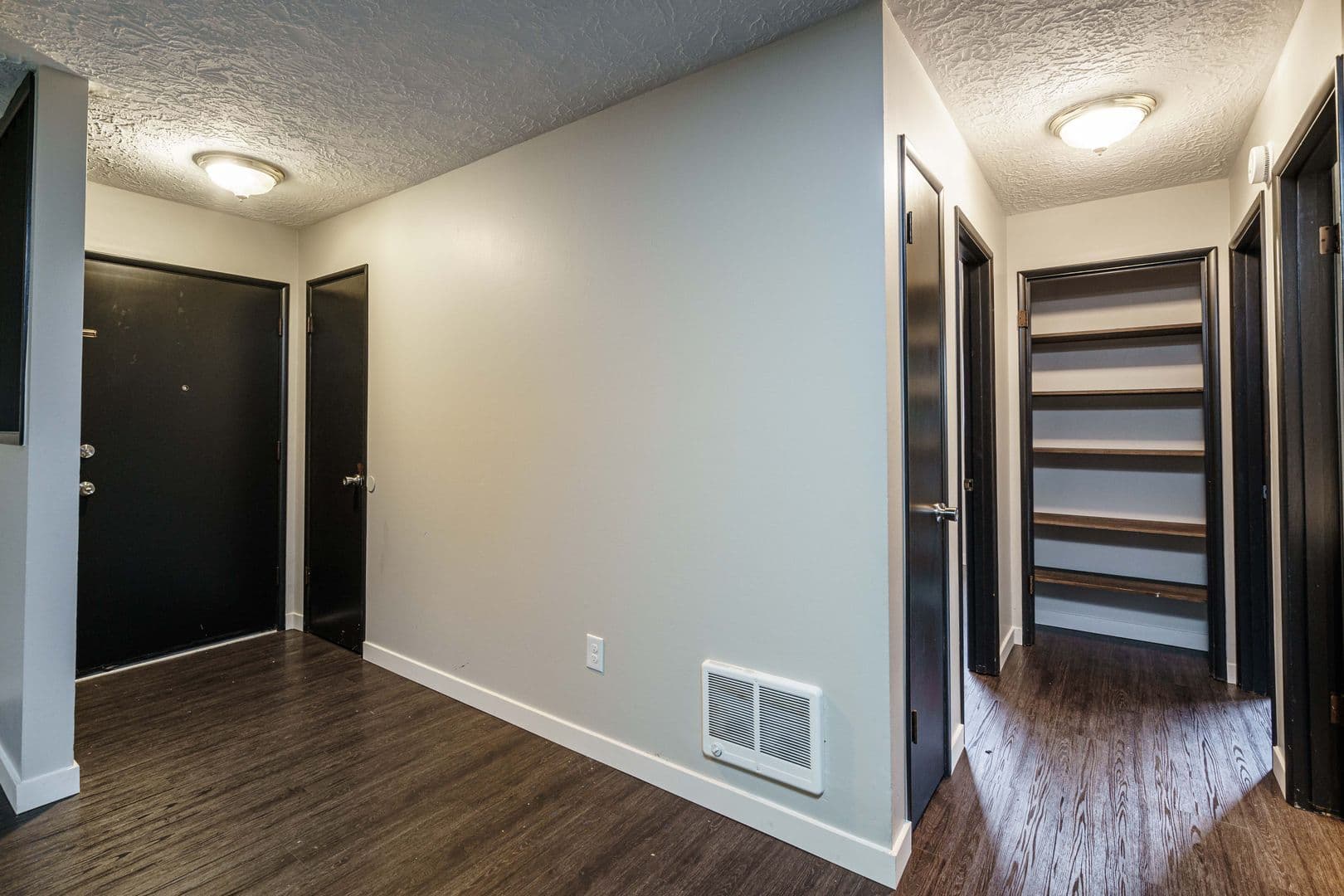 Camas Apartment: E First Avenue