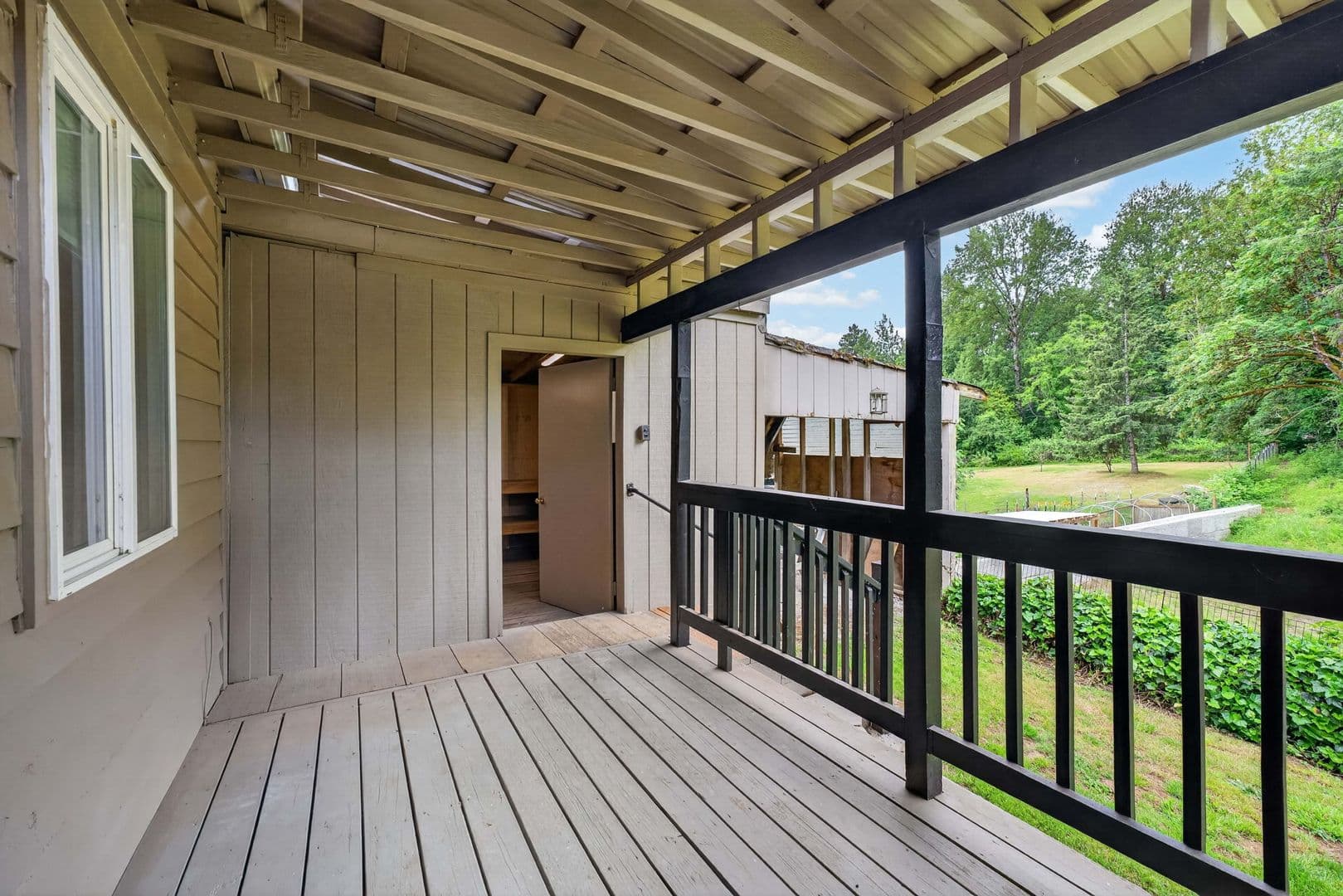 Camas House: 2401 NE Everett Street
