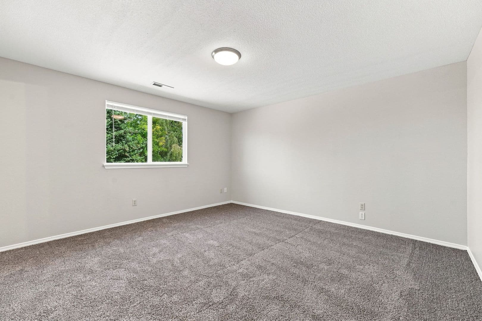 Vancouver House: 15600 NE Noble Street