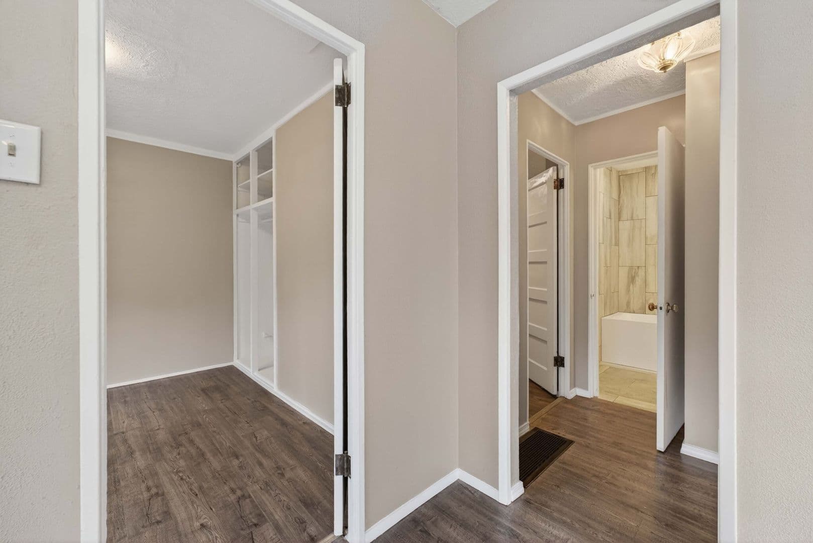 Camas House: 2401 NE Everett Street